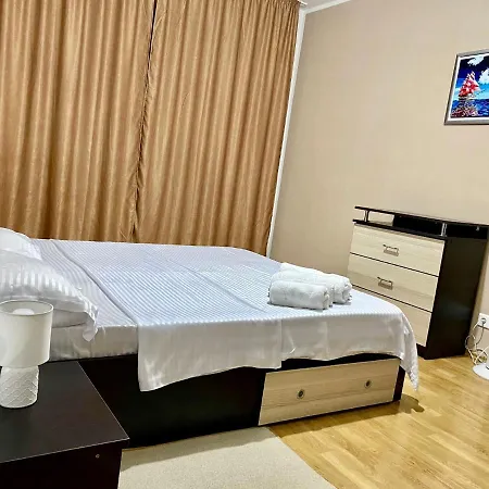 Sky Modern 1 Bedroom Apt W Free Parking Apartman Bukarest